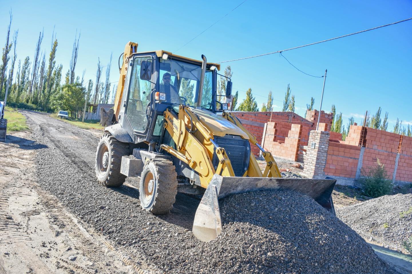 CERVANTES: Avanzan los trabajos de mantenimiento de calles en la ciudad ...