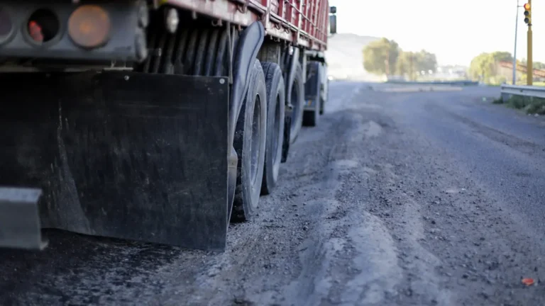 Weretilneck llevó a la Legislatura el plan para las rutas 22 y 151