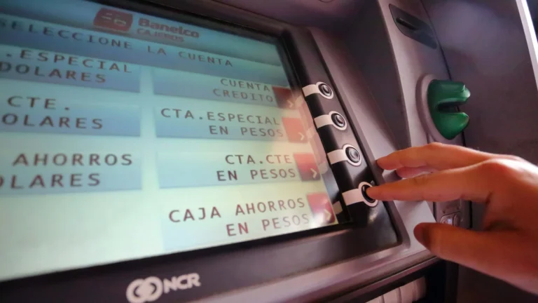 Río Negro pagó hoy la totalidad de los salarios de la administración pública